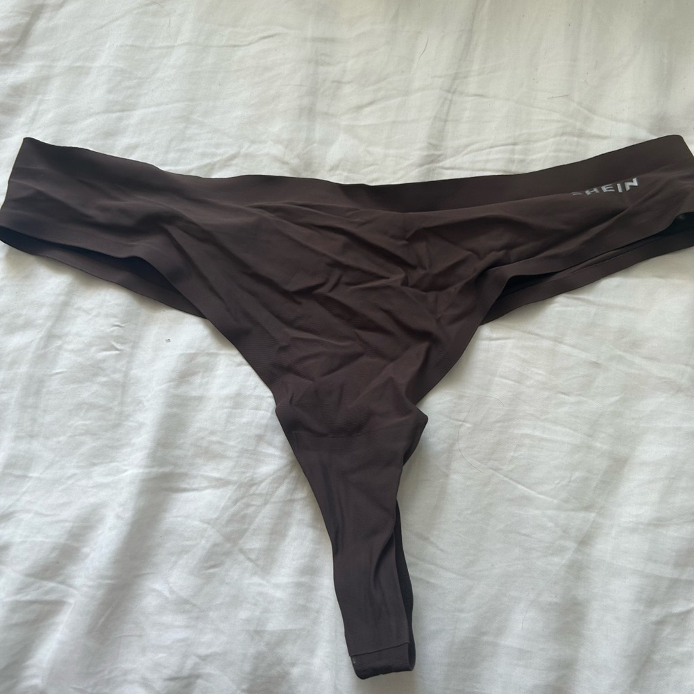 undies